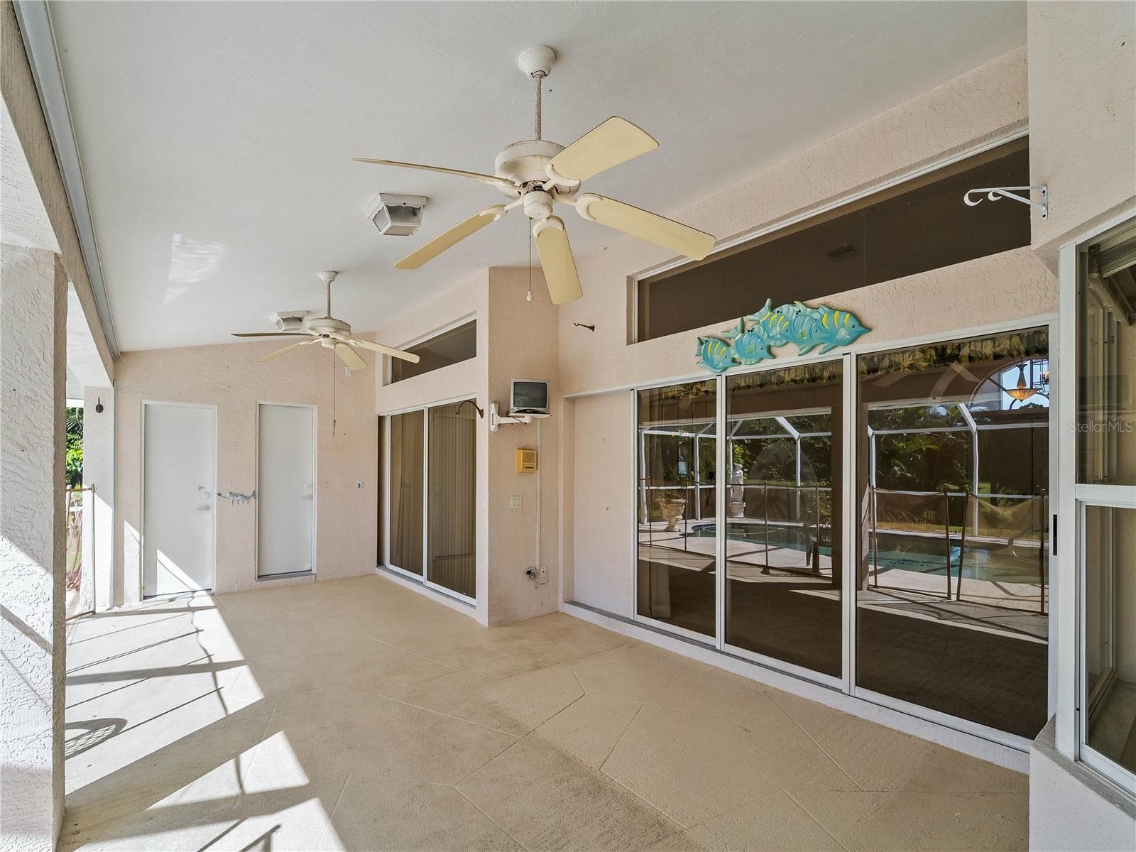 ScreenedLanai_134TocopillaStreet_PuntaGorda_PoolView_SliderView.jpg - 134 TOCOPILLA ST, PUNTA GORDA