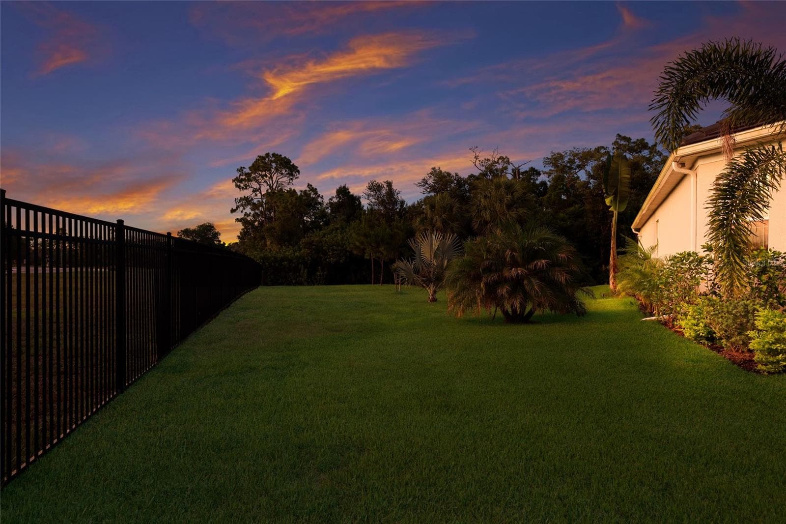 Single Family Residence at 7050 TAMWORTH PKWY, SARASOTA, photo 66 of 71