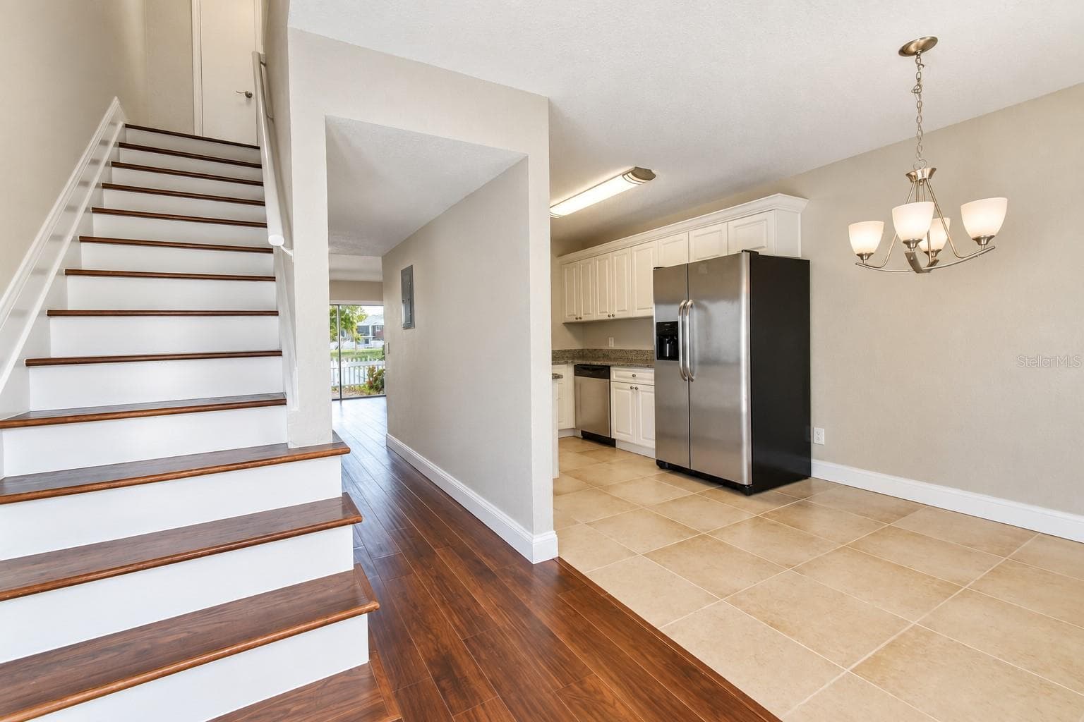 Townhouse at 13741 JUNIPER BLOSSOM DR, TAMPA, photo 3 of 28