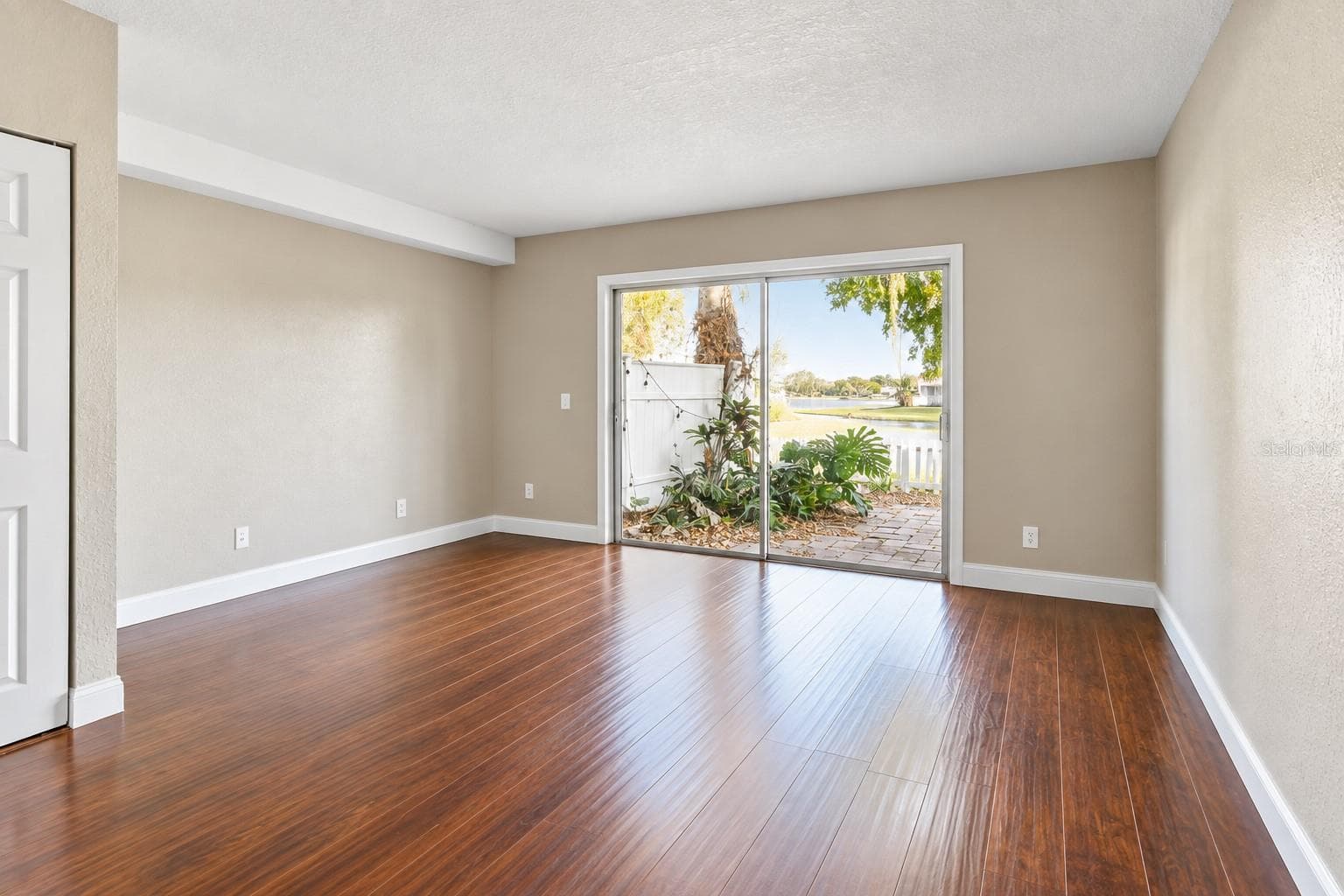 Townhouse at 13741 JUNIPER BLOSSOM DR, TAMPA, photo 10 of 28