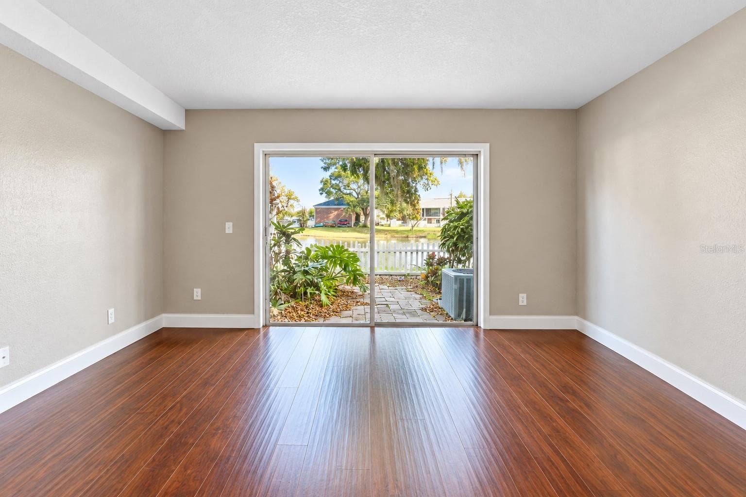 Townhouse at 13741 JUNIPER BLOSSOM DR, TAMPA, photo 11 of 28