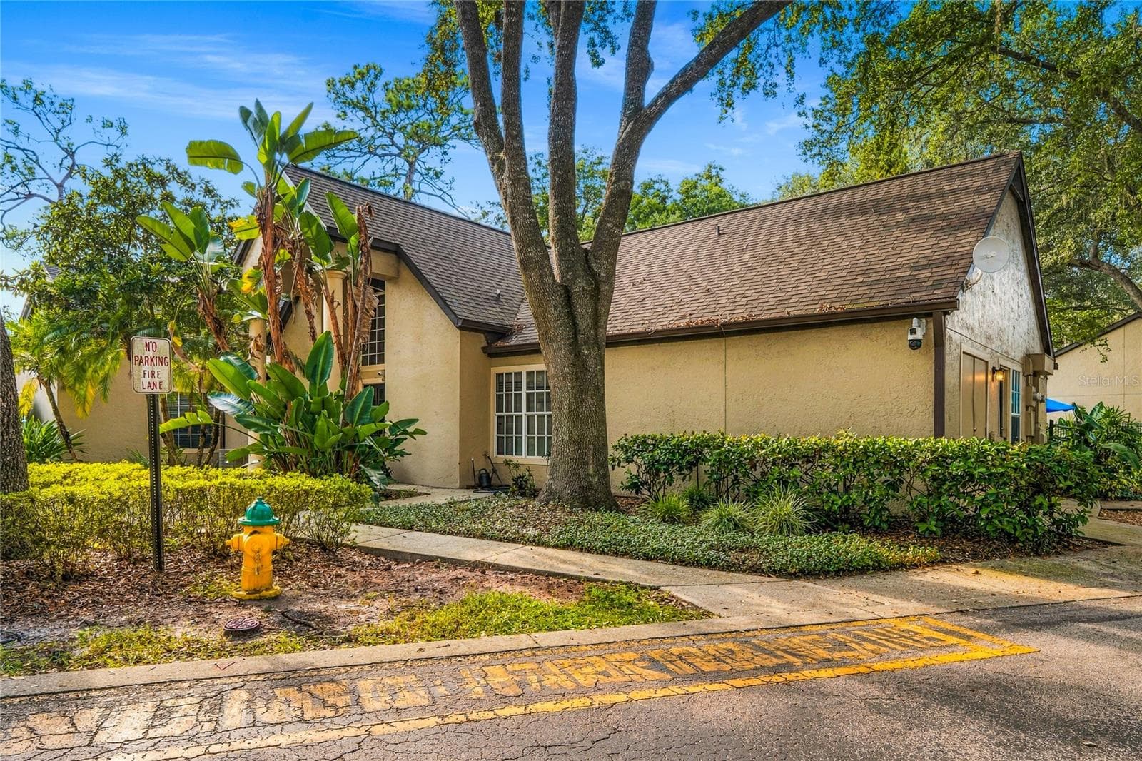 Condominium at 1416 FARRINDON CIR #., LAKE MARY, photo 19 of 32