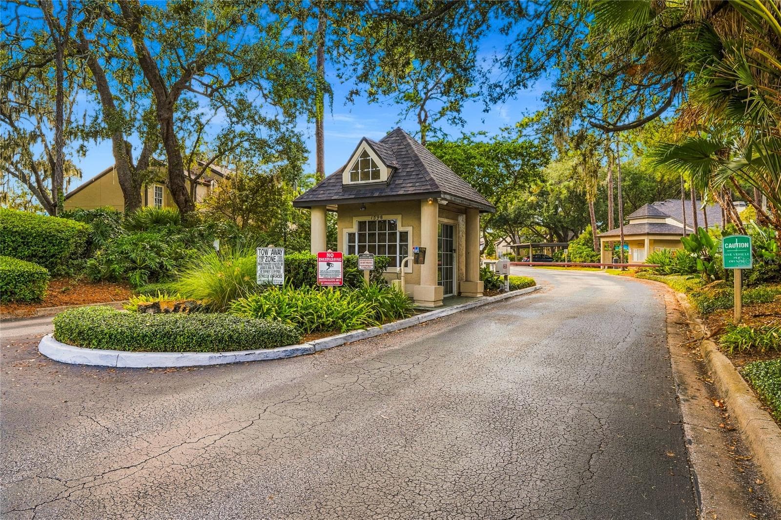 Condominium at 1416 FARRINDON CIR #., LAKE MARY, photo 25 of 32