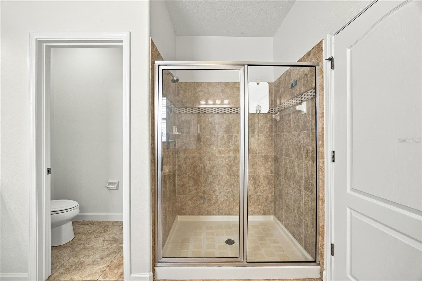 Master Shower - 3720 GERRADS CROSS CT, LAND O LAKES