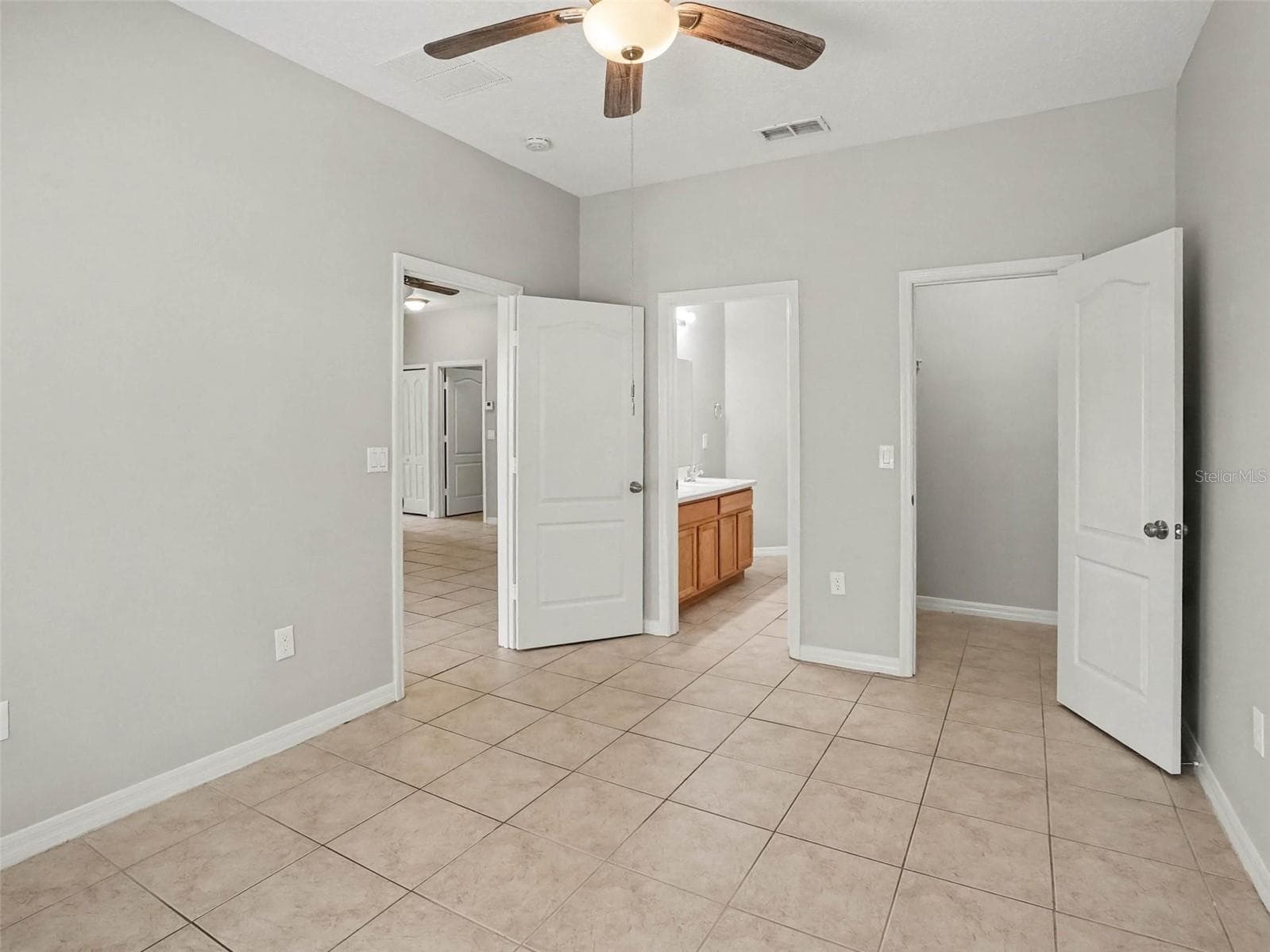 Single Family Residence at 5007 SHALE RIDGE TRL, ORLANDO, photo 8 of 20