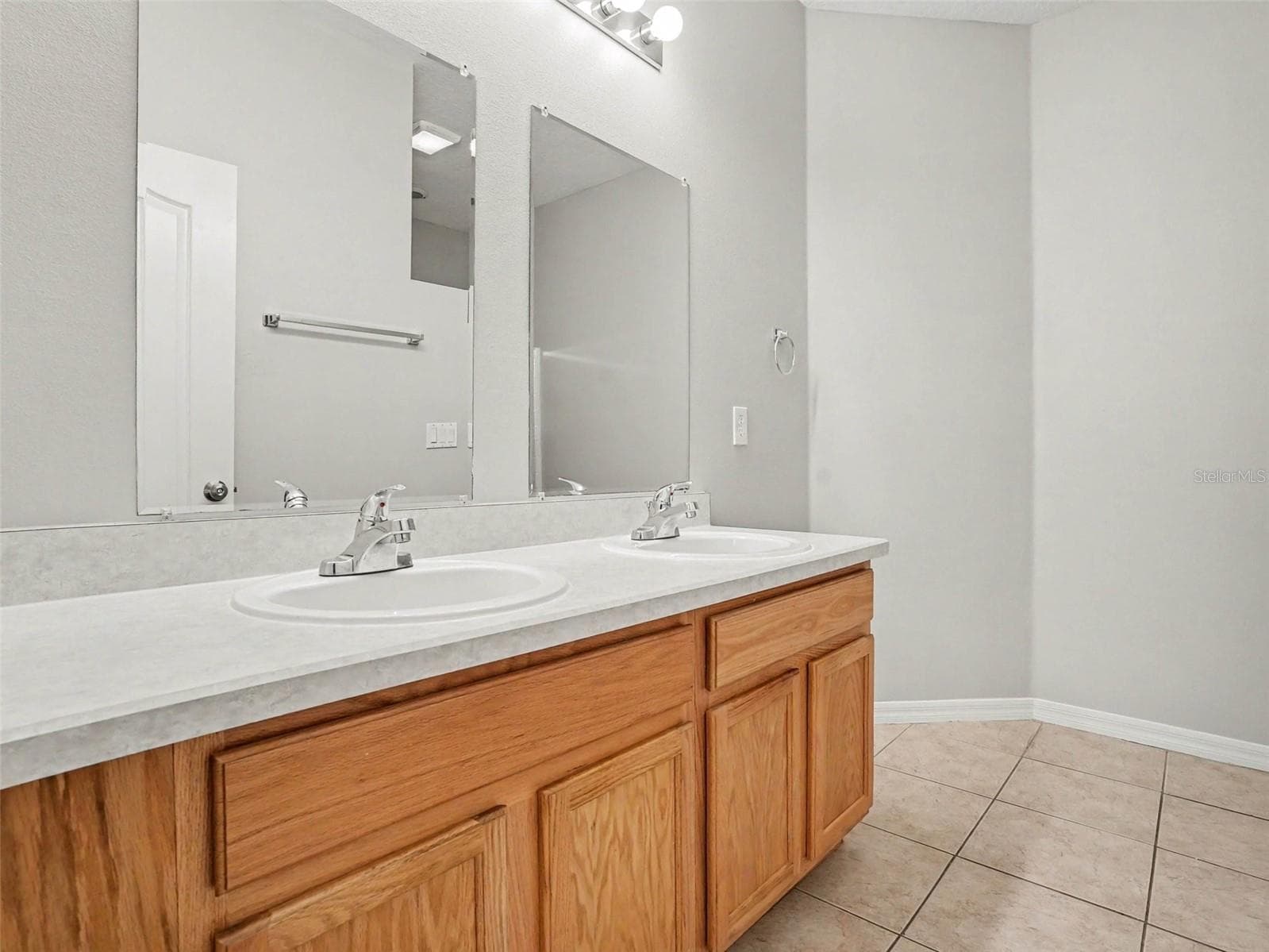 Single Family Residence at 5007 SHALE RIDGE TRL, ORLANDO, photo 16 of 20