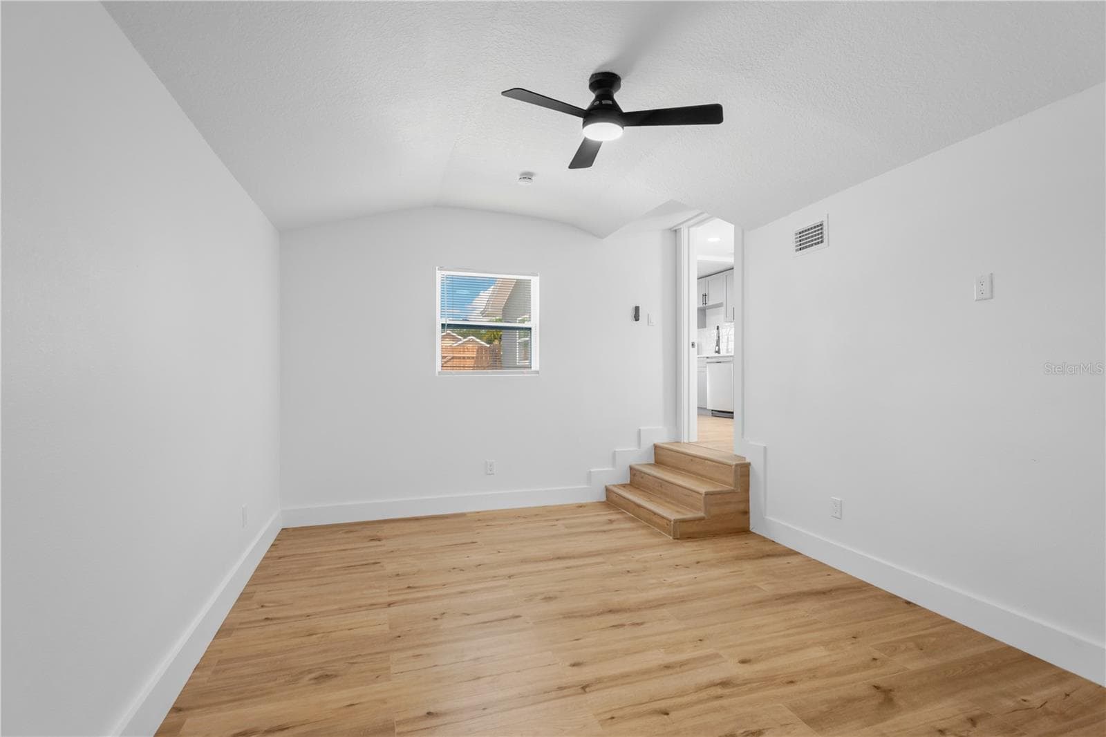 Single Family Residence at 3910 56TH AVE N, ST PETERSBURG, photo 12 of 20