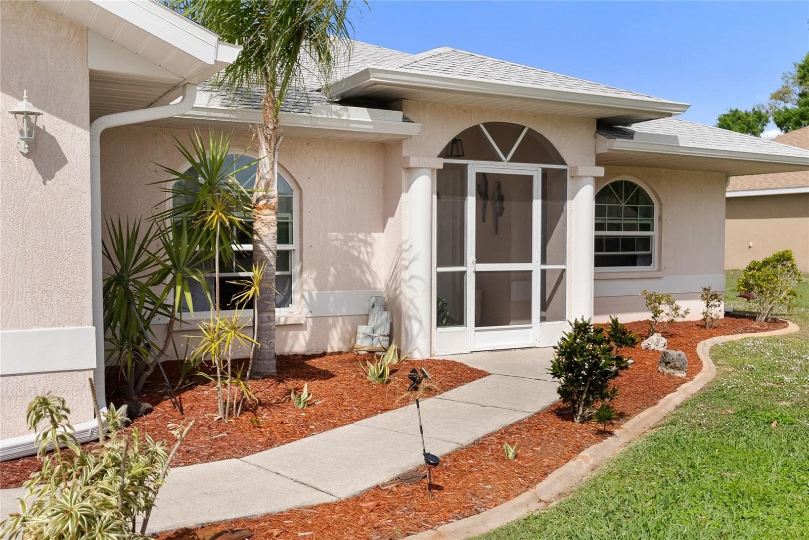 Single Family Residence at 4268 MULGRAVE AVE, NORTH PORT, photo 3 of 51