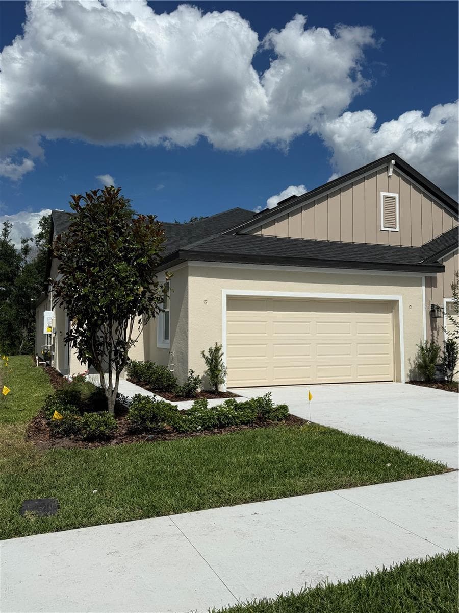 3695 NANDINA CIR