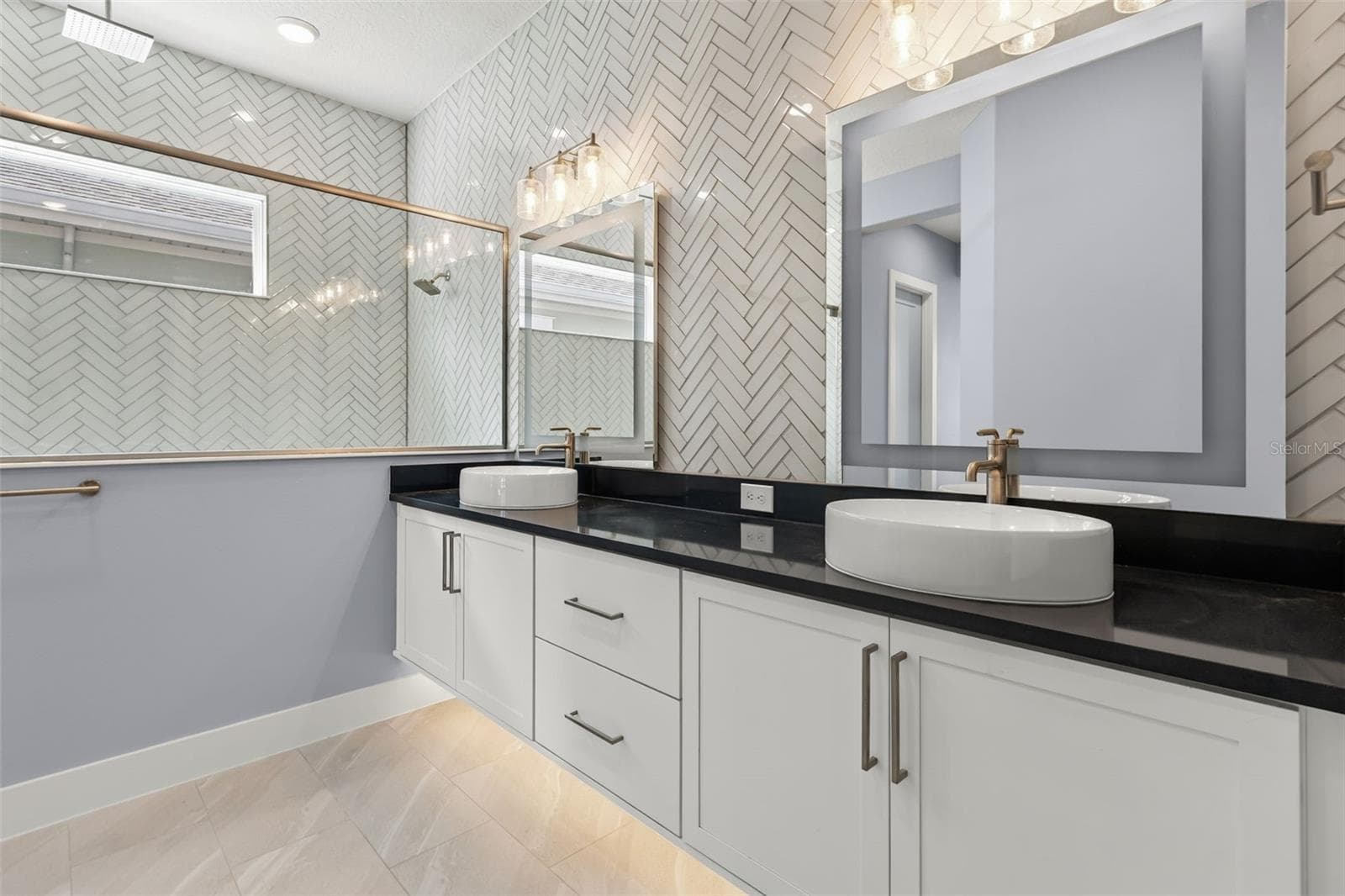 Primary Bath - 10061 GOBAT ALY, ORLANDO