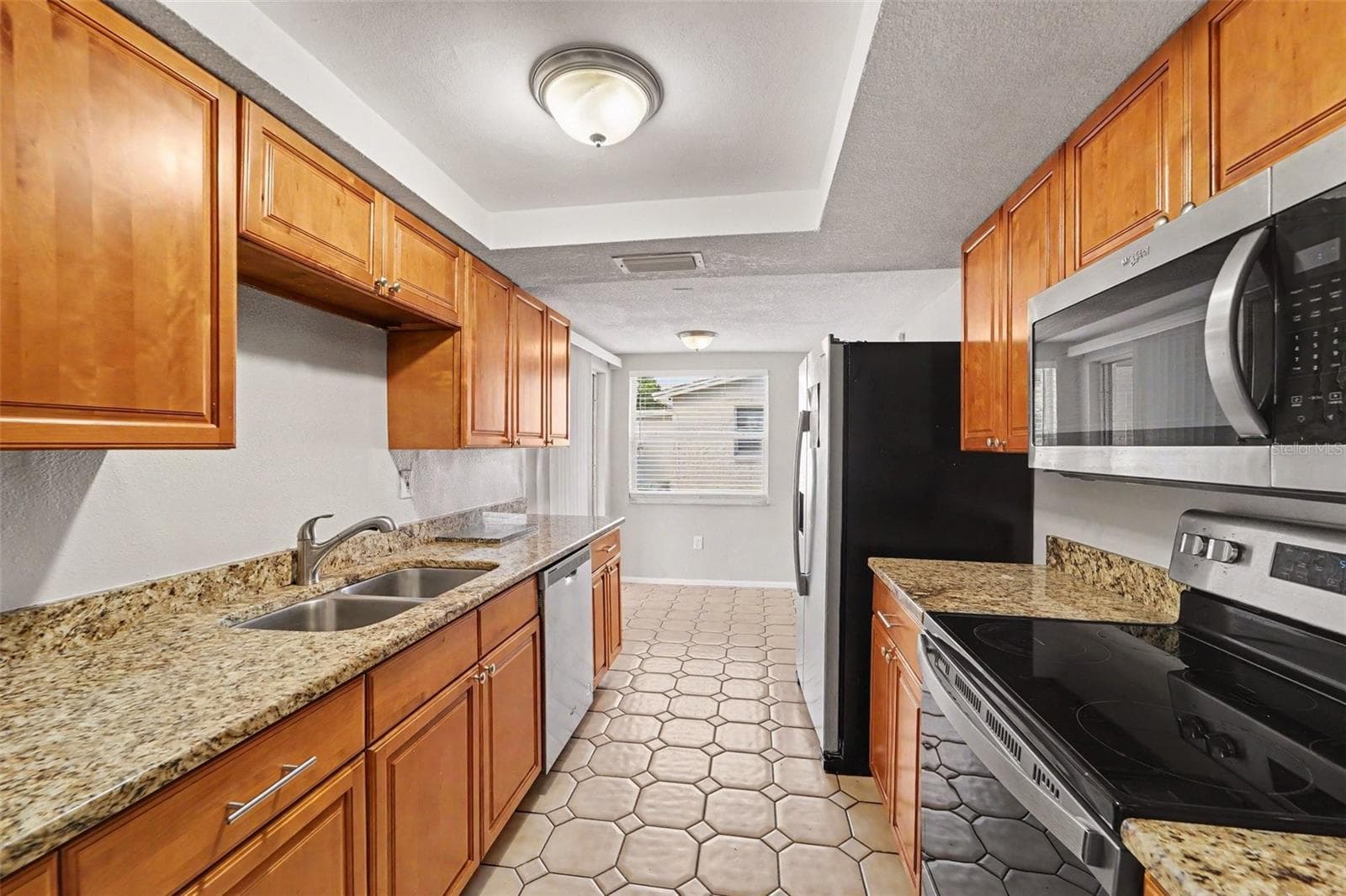 Single Family Residence at 9035 SAINT REGIS LN, PORT RICHEY, photo 7 of 19