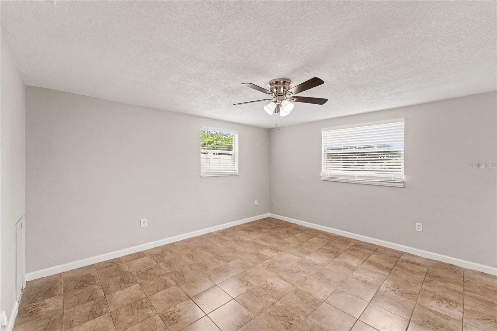 Single Family Residence at 9035 SAINT REGIS LN, PORT RICHEY, photo 9 of 19