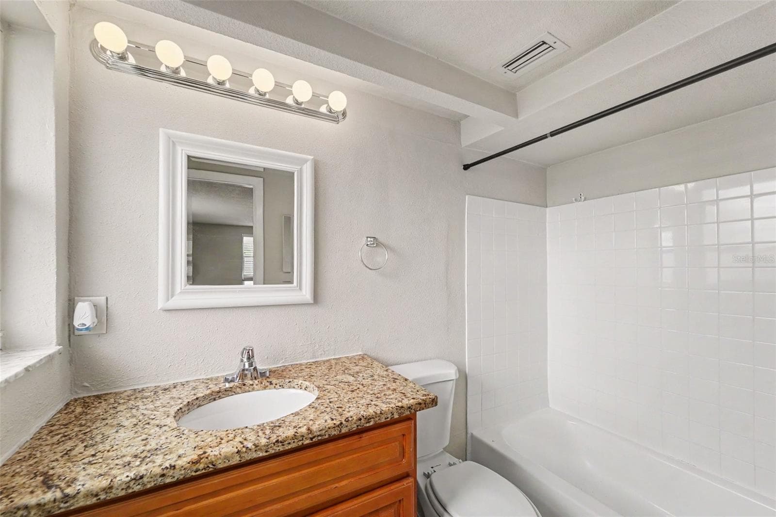 Single Family Residence at 9035 SAINT REGIS LN, PORT RICHEY, photo 16 of 19