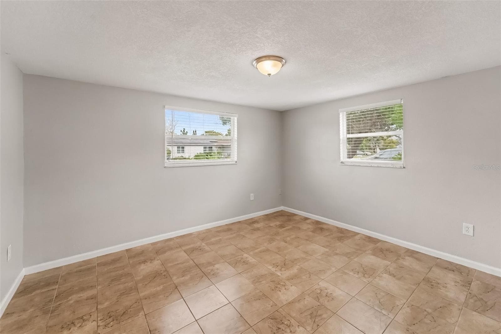 Single Family Residence at 9035 SAINT REGIS LN, PORT RICHEY, photo 11 of 19