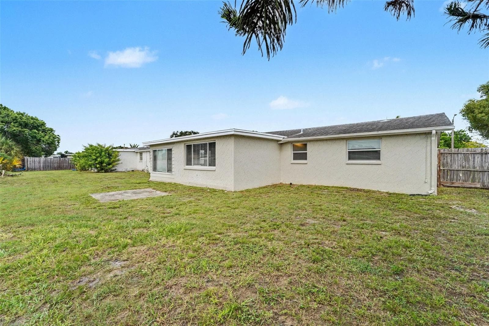Single Family Residence at 9035 SAINT REGIS LN, PORT RICHEY, photo 17 of 19