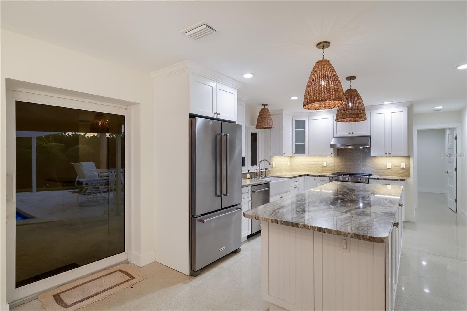 Single Family Residence at 6561 BAYOU HAMMOCK RD, LONGBOAT KEY, photo 10 of 81
