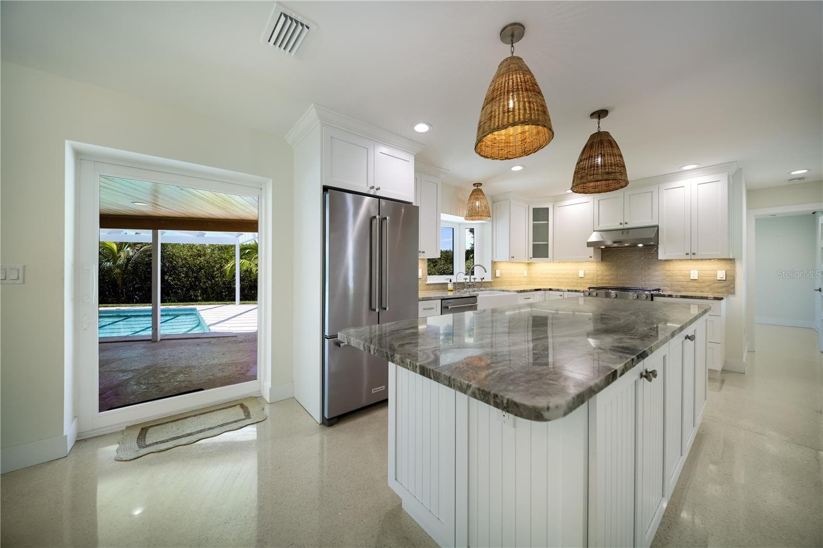 Single Family Residence at 6561 BAYOU HAMMOCK RD, LONGBOAT KEY, photo 11 of 81