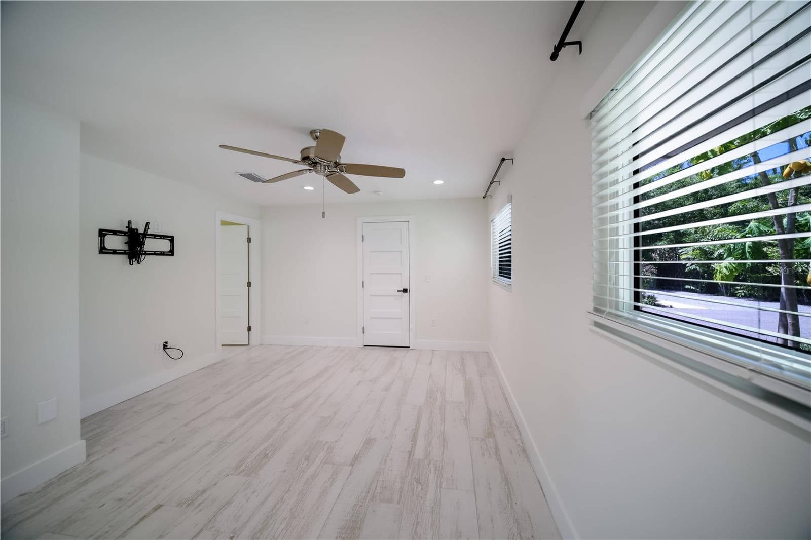 Single Family Residence at 6561 BAYOU HAMMOCK RD, LONGBOAT KEY, photo 53 of 81