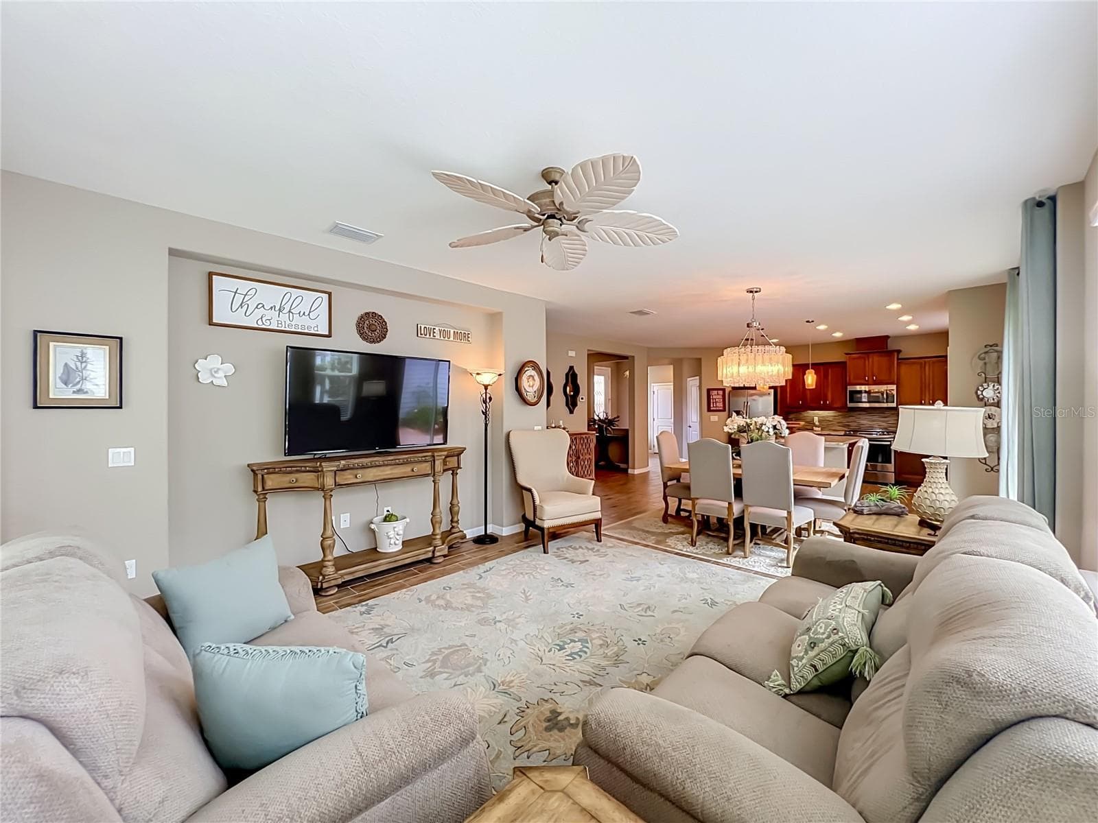 Living Room - 342 ALCOVE DR, GROVELAND