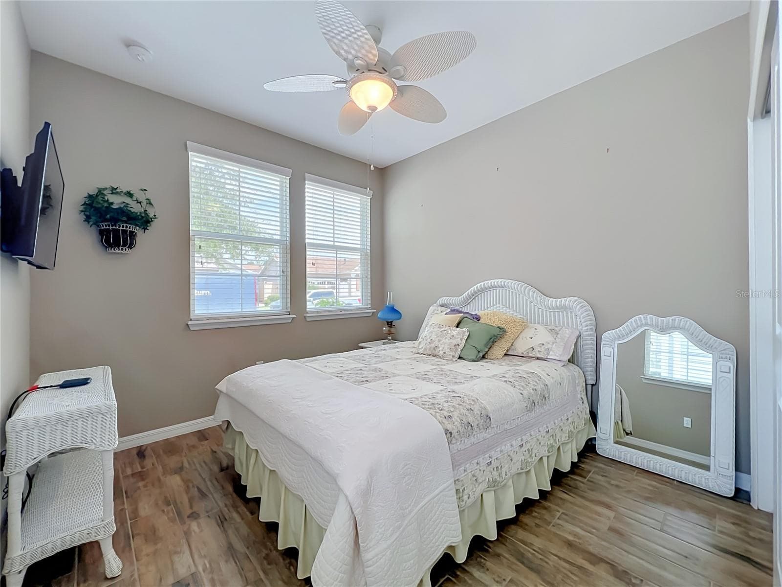 Guest Bedroom - 342 ALCOVE DR, GROVELAND