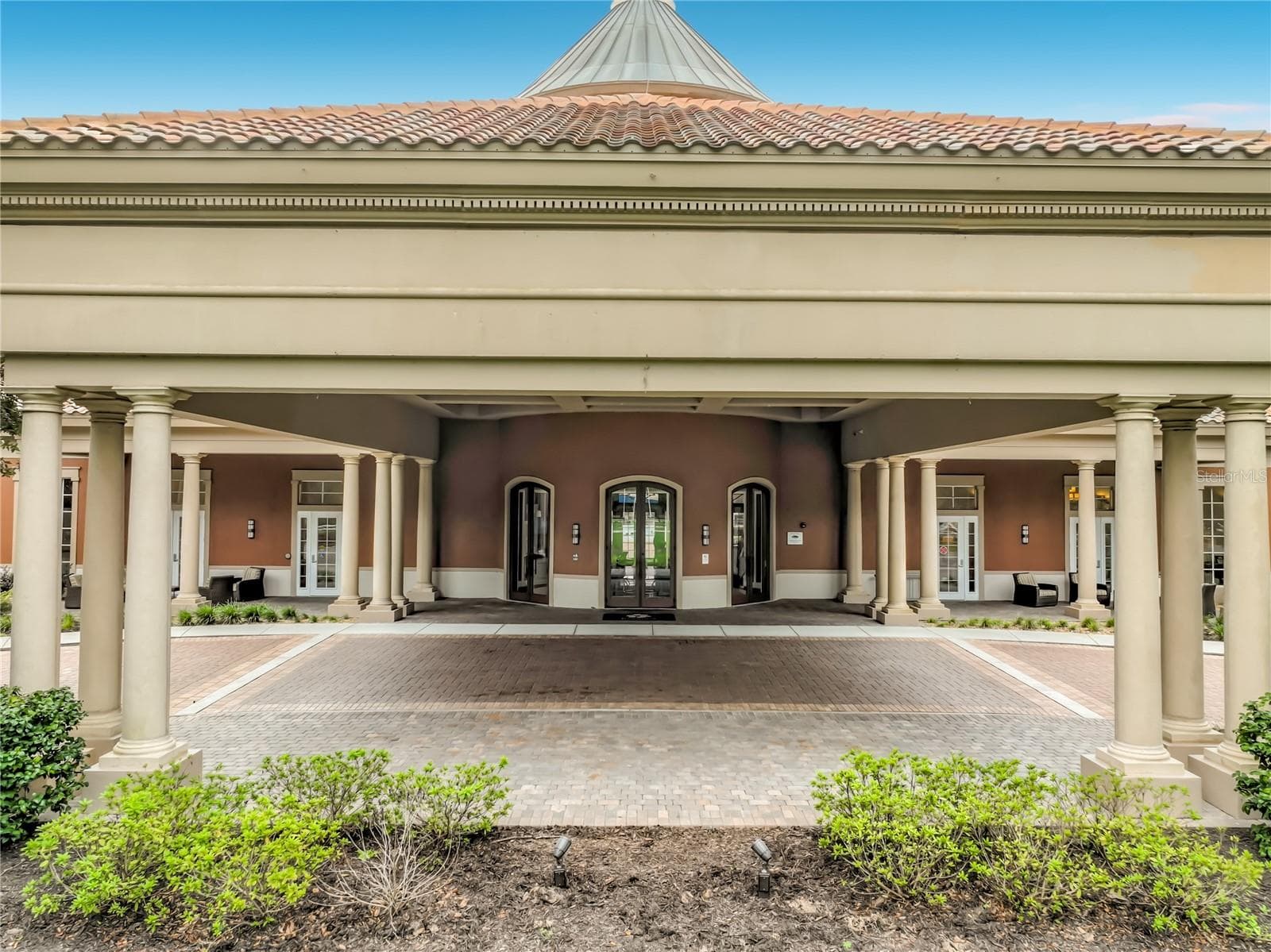 Covered Entry - 342 ALCOVE DR, GROVELAND