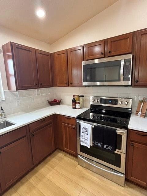 All stainless steel appliances - 287 MERCER WAY, THE VILLAGES