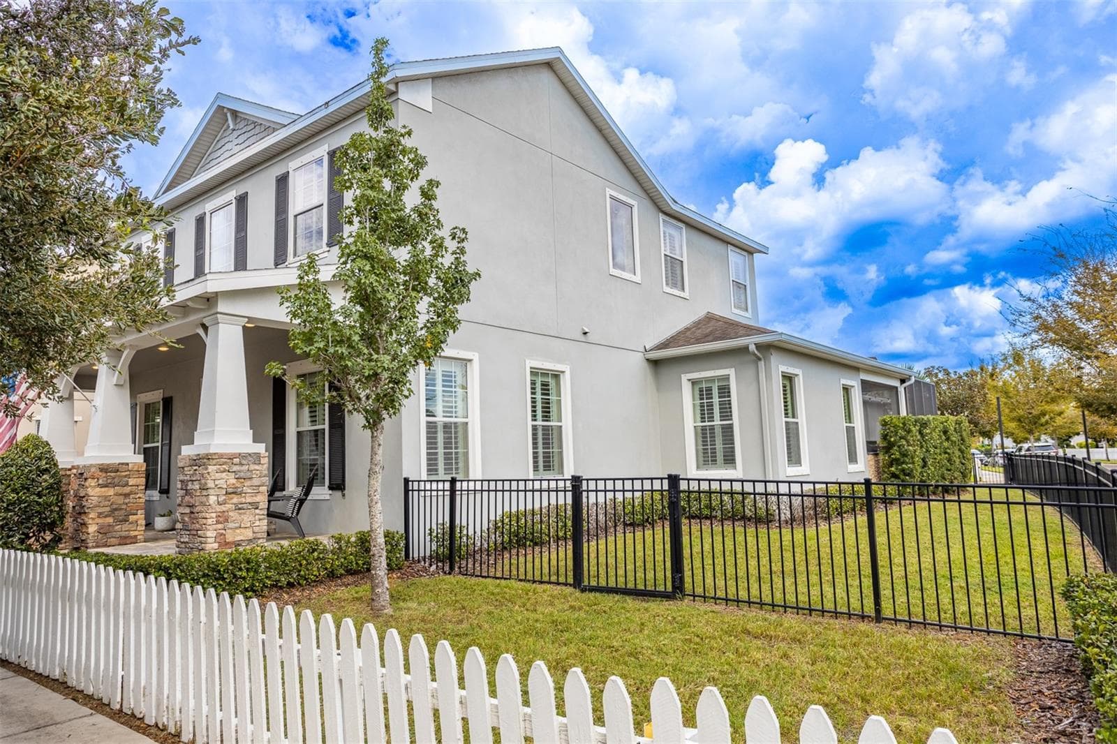 Single Family Residence at 11143 WINTHROP LAKE DR, RIVERVIEW, photo 42 of 62