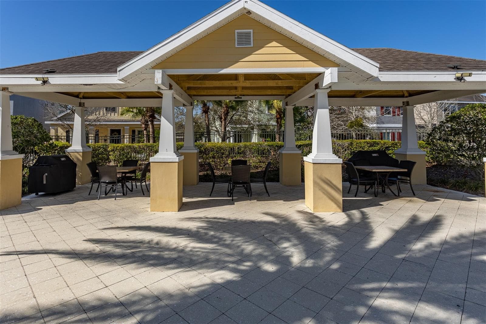 Single Family Residence at 11143 WINTHROP LAKE DR, RIVERVIEW, photo 56 of 62