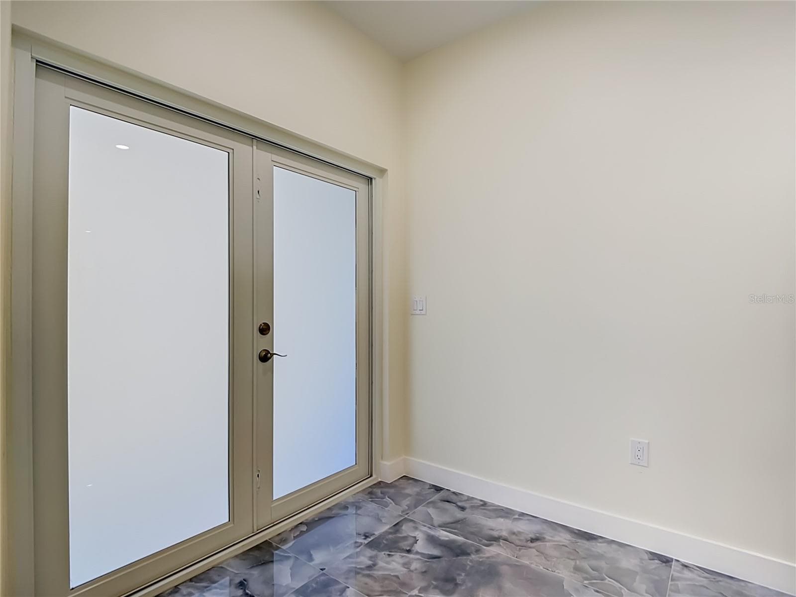 Single Family Residence at 14150 APPLETON BLVD, PORT CHARLOTTE, photo 6 of 39