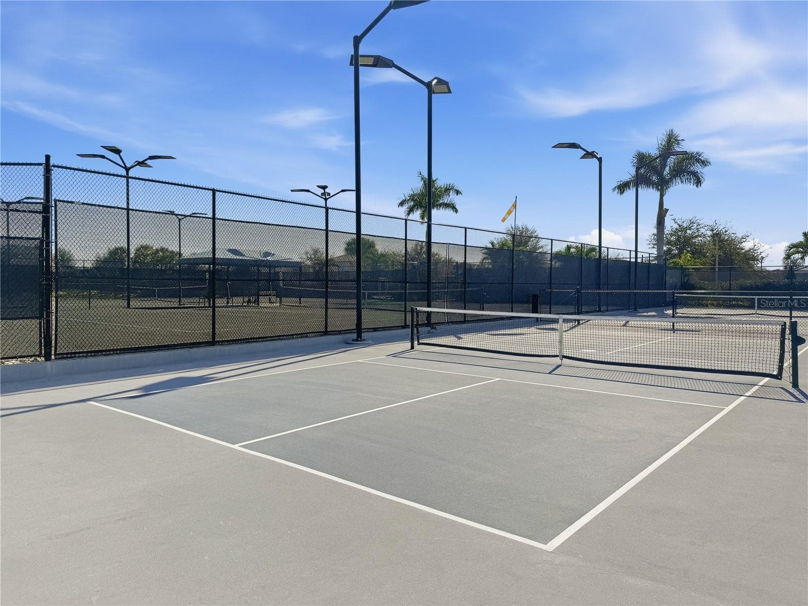 Single Family Residence at 4952 FAIRHOPE CIR, LAKEWOOD RANCH, photo 54 of 77