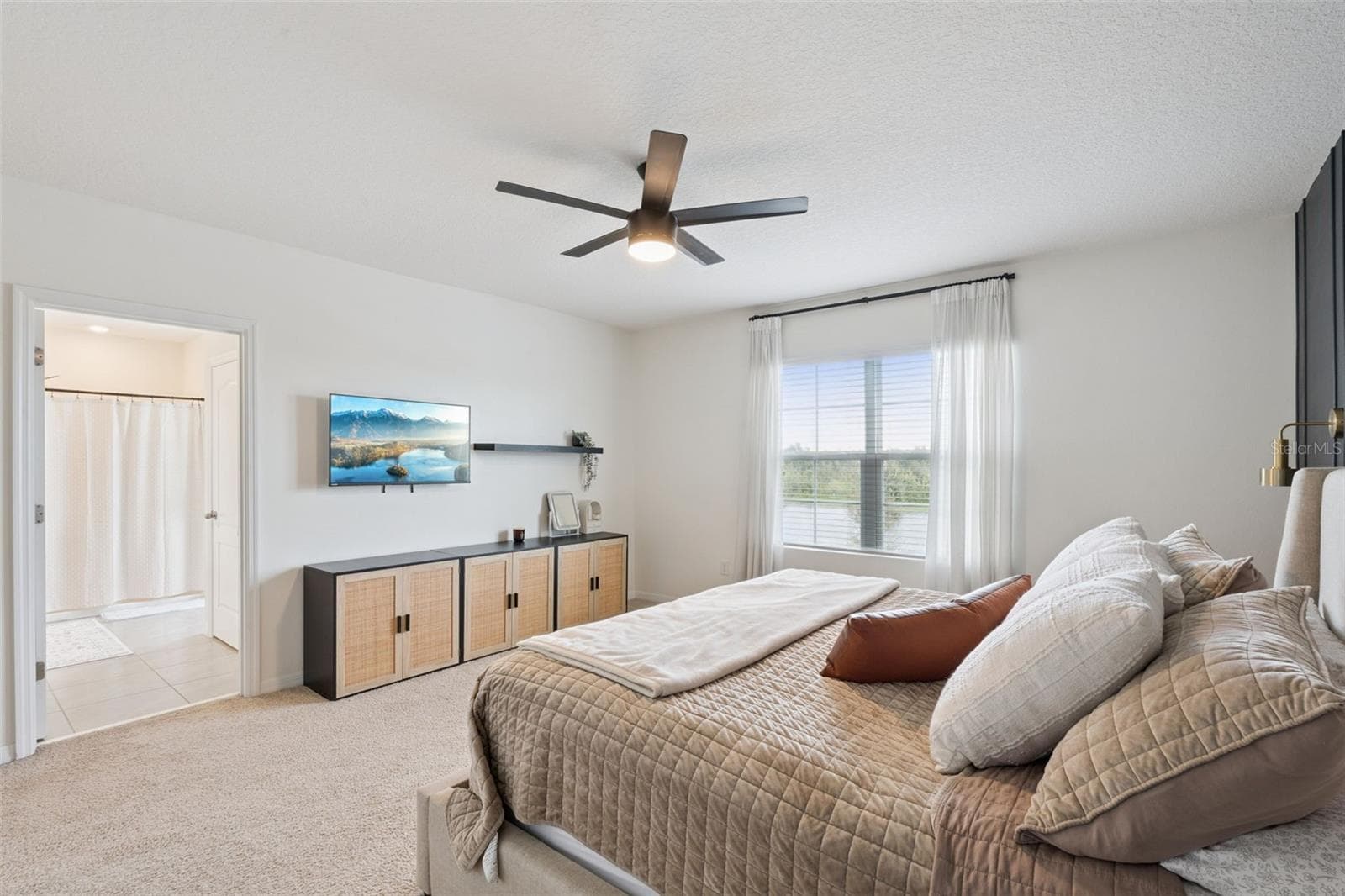 Single Family Residence at 1172 SILVERBELL TRL, ST CLOUD, photo 15 of 37