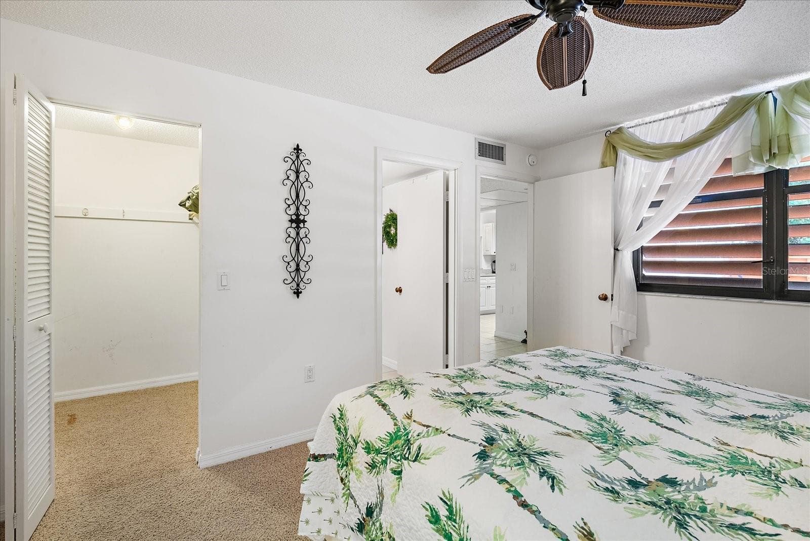 Condominium at 211 PINENEEDLE DR #211, BRADENTON, photo 13 of 35