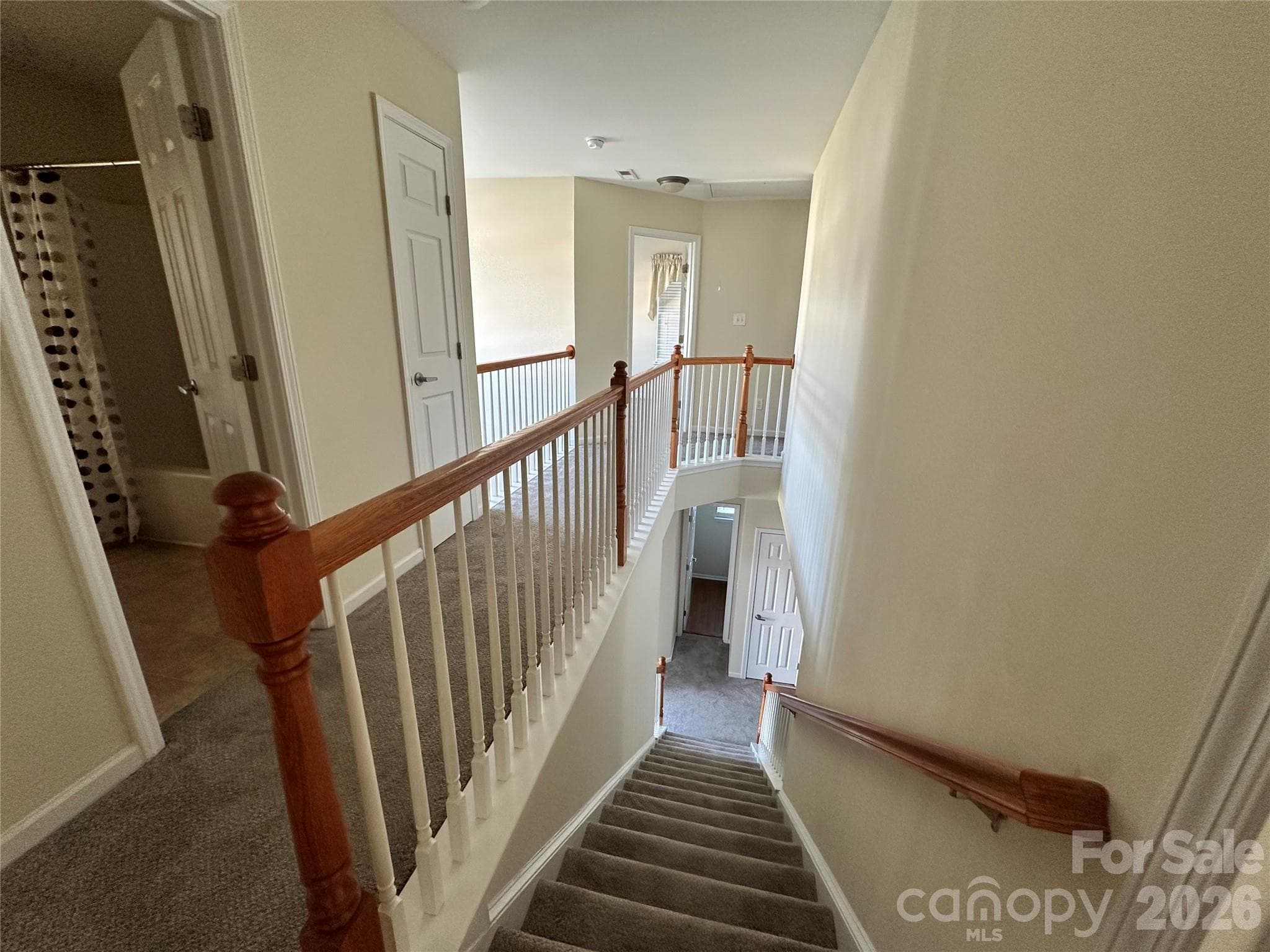 Single Family Residence at 6629 Pattonsburg Drive, Charlotte, photo 5 of 12