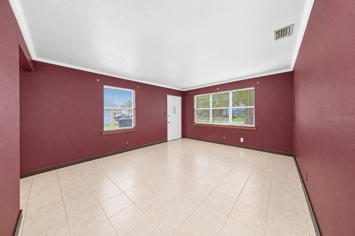 Single Family Residence at 118 PALM DR, DAYTONA BEACH, photo 6 of 27