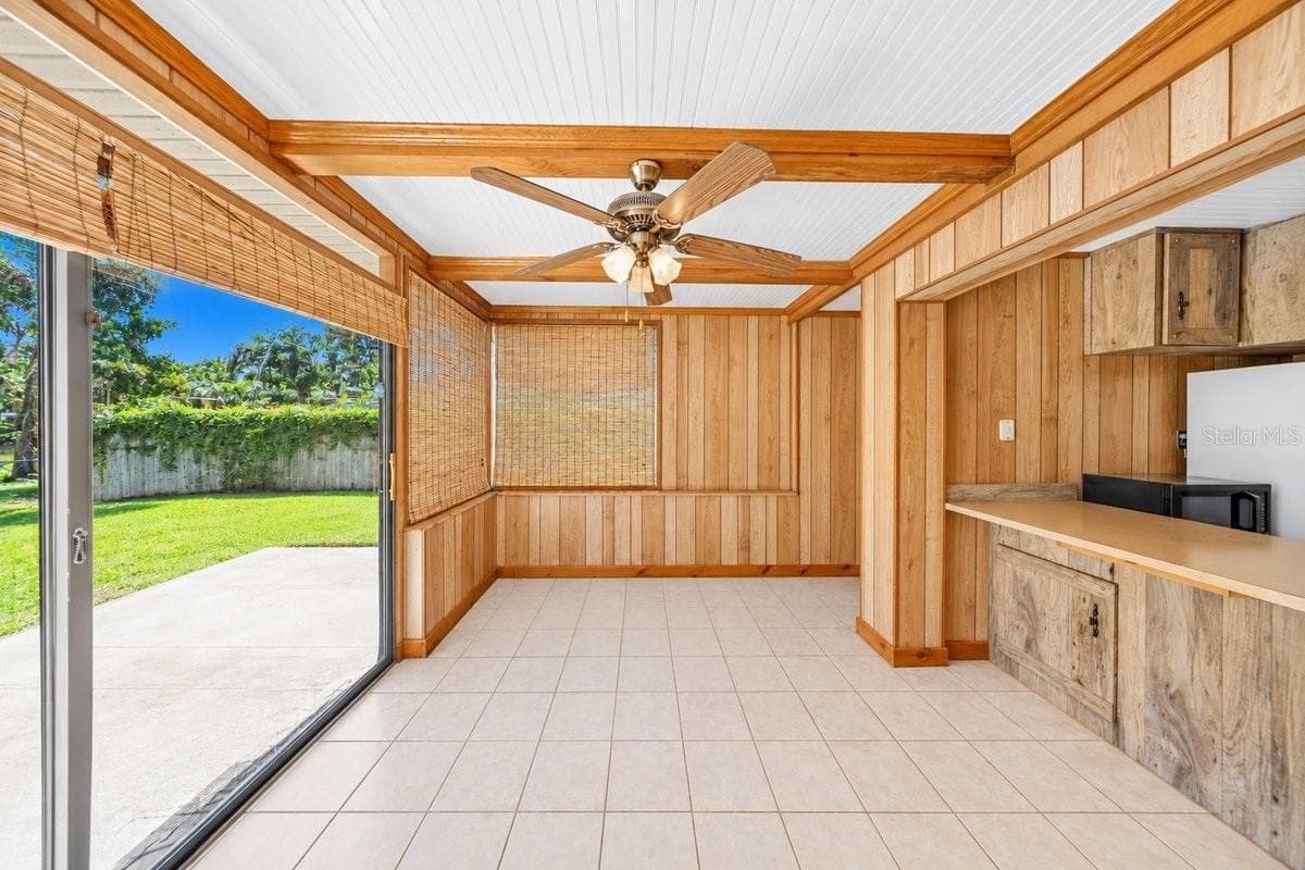 Single Family Residence at 118 PALM DR, DAYTONA BEACH, photo 10 of 27