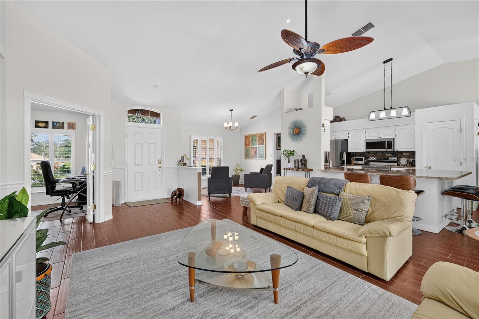 Single Family Residence at 11340 PRESTON COVE RD, CLERMONT, photo 9 of 46