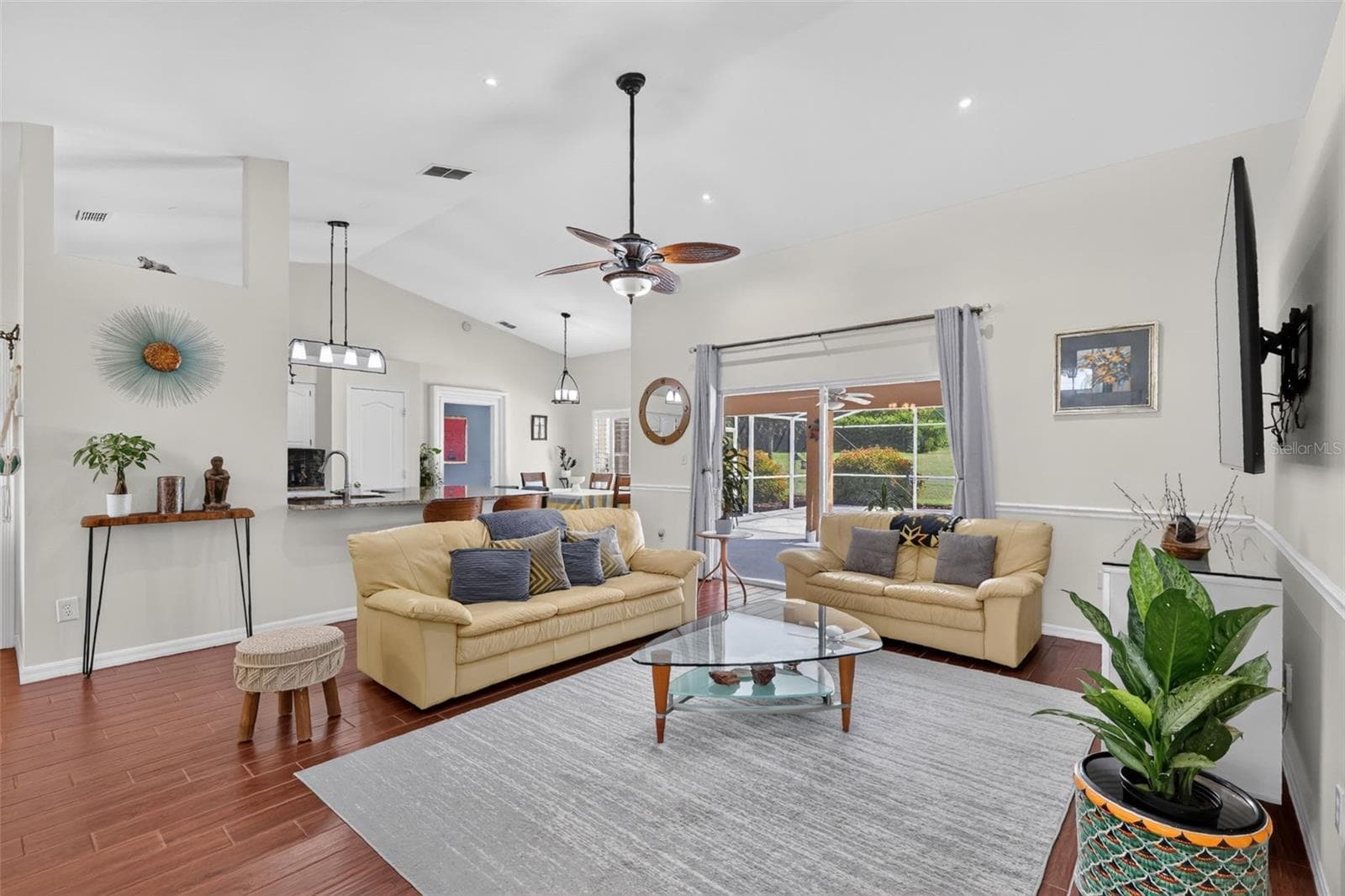 Single Family Residence at 11340 PRESTON COVE RD, CLERMONT, photo 11 of 46