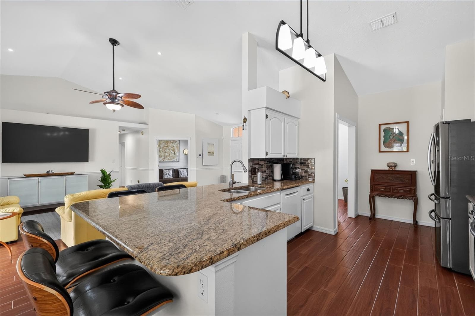 Single Family Residence at 11340 PRESTON COVE RD, CLERMONT, photo 13 of 46