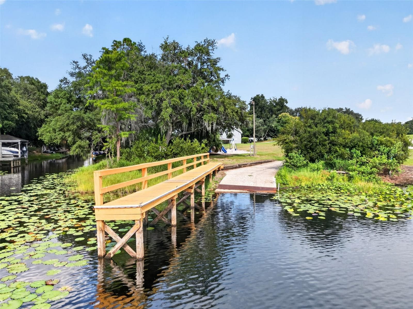 Private community boat ramp - 11340 PRESTON COVE RD, CLERMONT