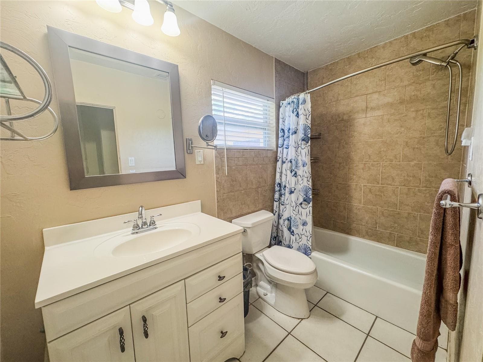 Single Family Residence at 1205 SUNSET AVE, NOKOMIS, photo 15 of 24