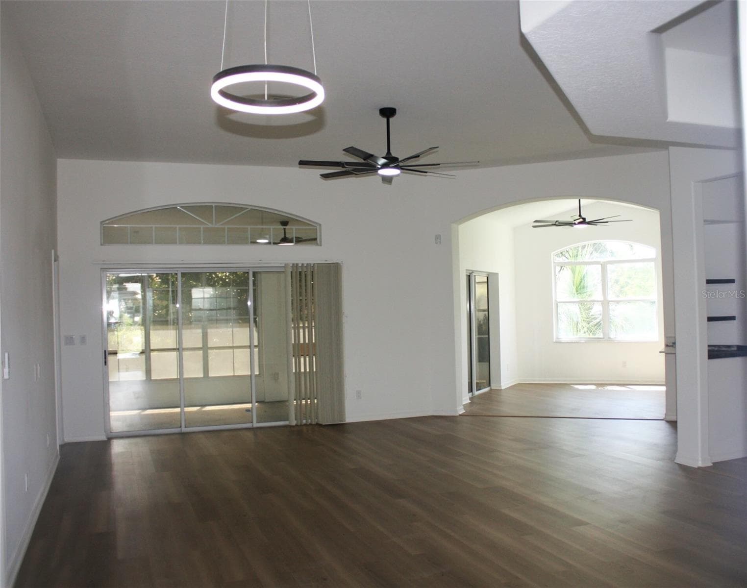 Single Family Residence at 21516 CASTLE VIEW CT, LEESBURG, photo 10 of 45