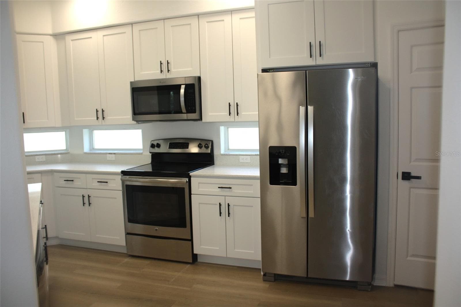 Single Family Residence at 21516 CASTLE VIEW CT, LEESBURG, photo 16 of 45