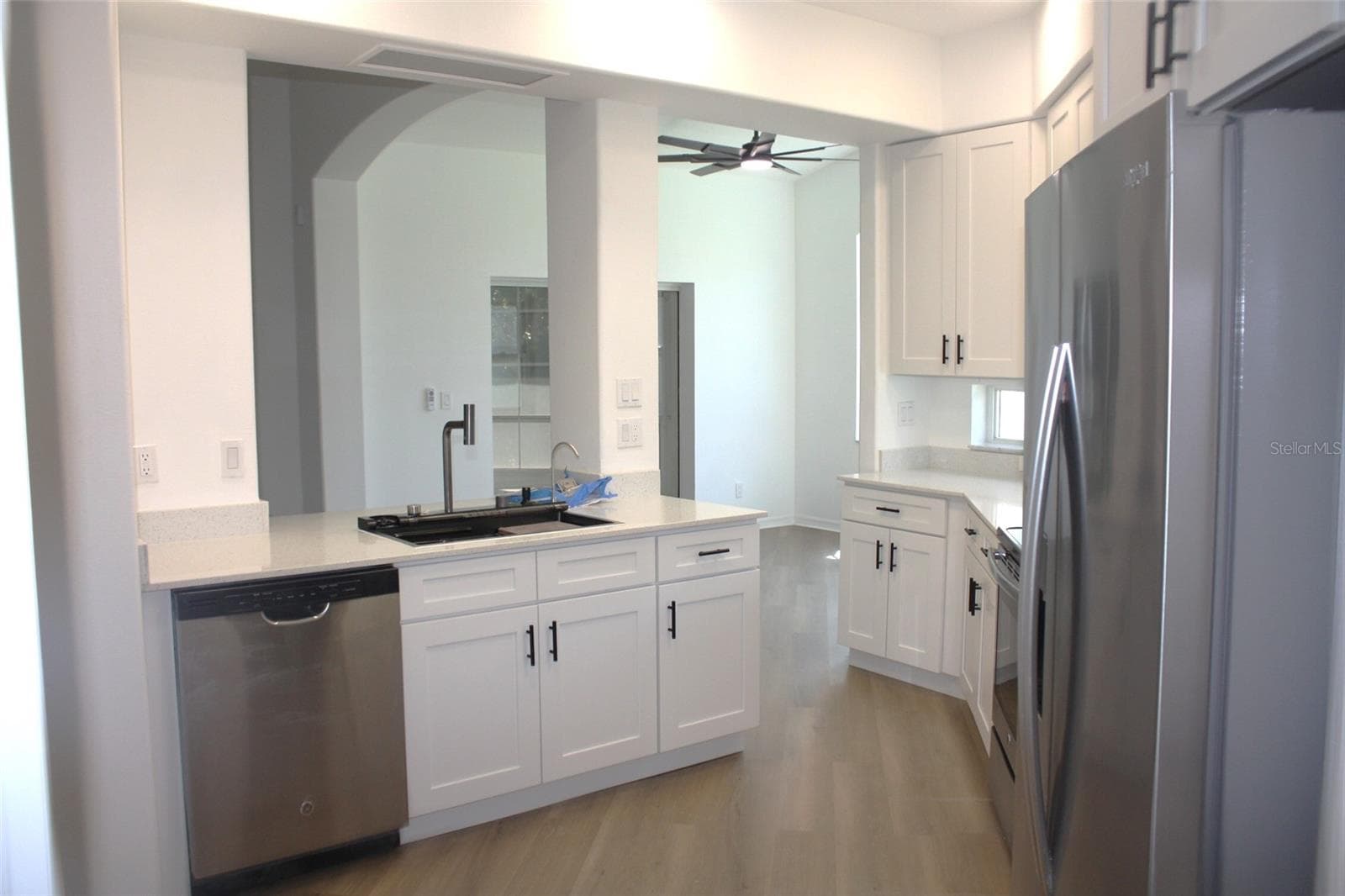 Single Family Residence at 21516 CASTLE VIEW CT, LEESBURG, photo 17 of 45