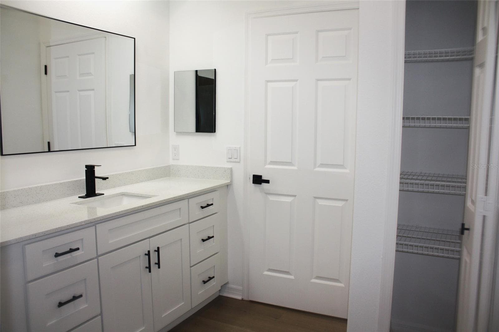 Single Family Residence at 21516 CASTLE VIEW CT, LEESBURG, photo 28 of 45