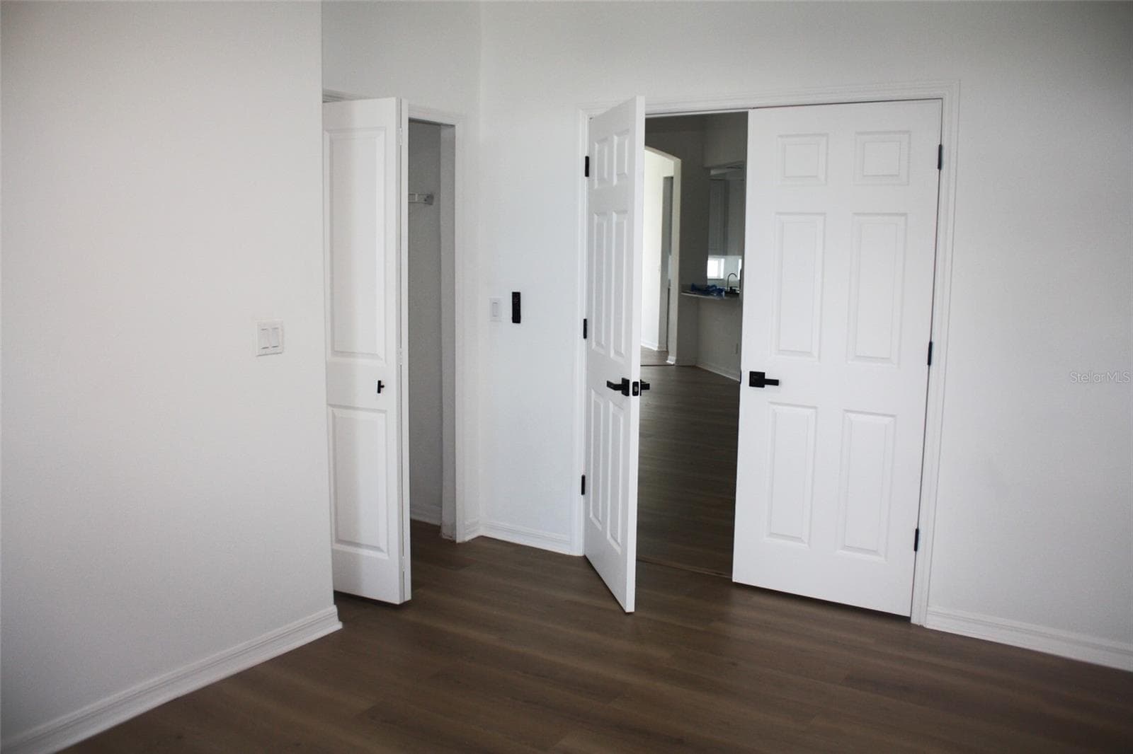 Single Family Residence at 21516 CASTLE VIEW CT, LEESBURG, photo 32 of 45