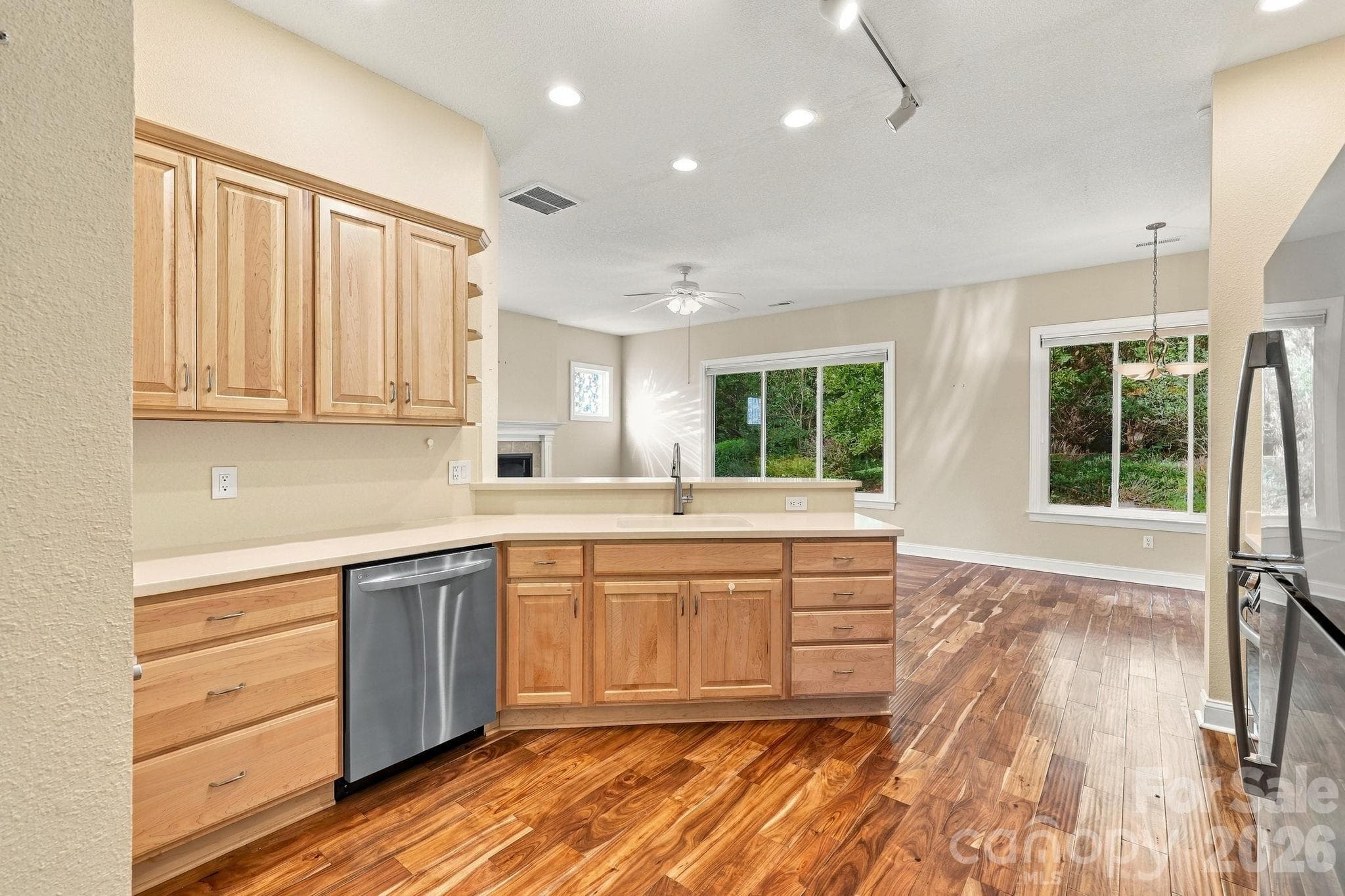Single Family Residence at 57 Talon Trail Lane, Etowah, photo 6 of 95
