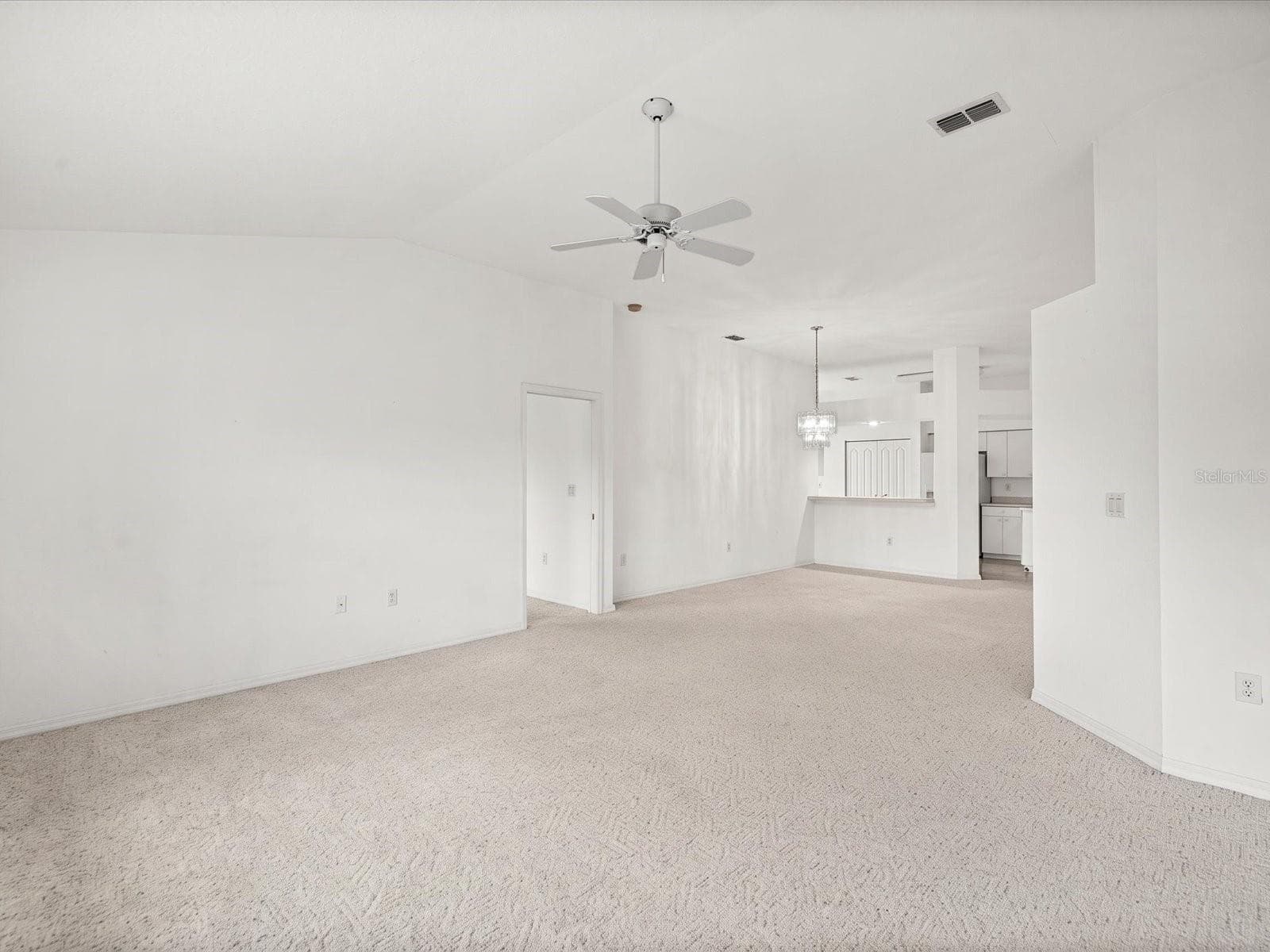 Single Family Residence at 11829 IVYWOOD PL, NEW PORT RICHEY, photo 5 of 73