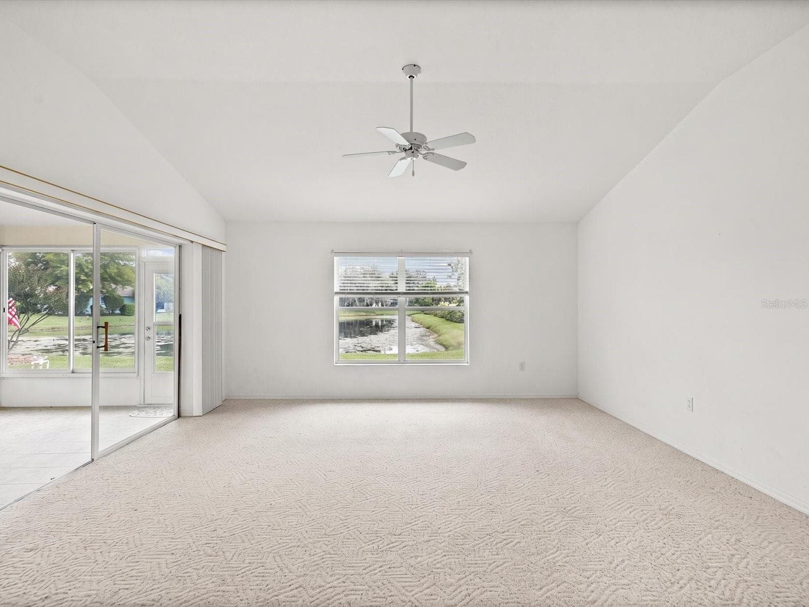 Single Family Residence at 11829 IVYWOOD PL, NEW PORT RICHEY, photo 7 of 73