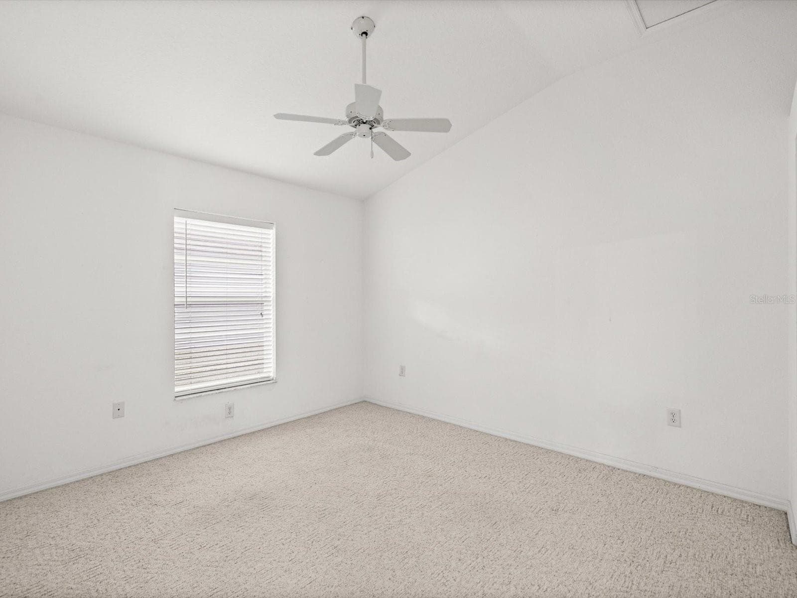 Single Family Residence at 11829 IVYWOOD PL, NEW PORT RICHEY, photo 23 of 73