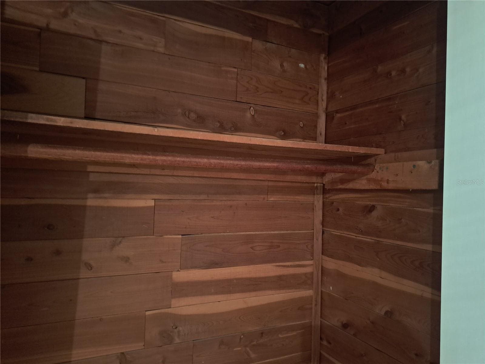 br closet - 3650 PECONIC WAY, HOLIDAY